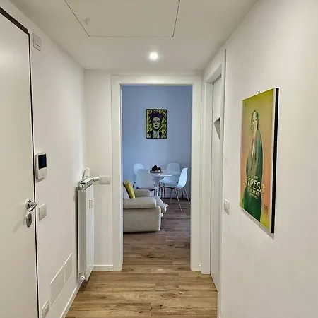 Light Star Apartament *